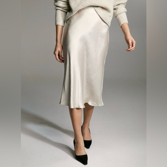 Aritzia Babaton Tan Slip Skirt size 6 - Picture 1 of 11